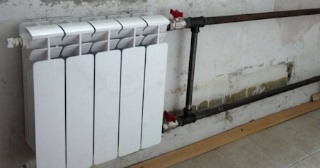 Установка биметаллических радиаторов отопления в квартире в Нефтекамске - от 2055 руб.